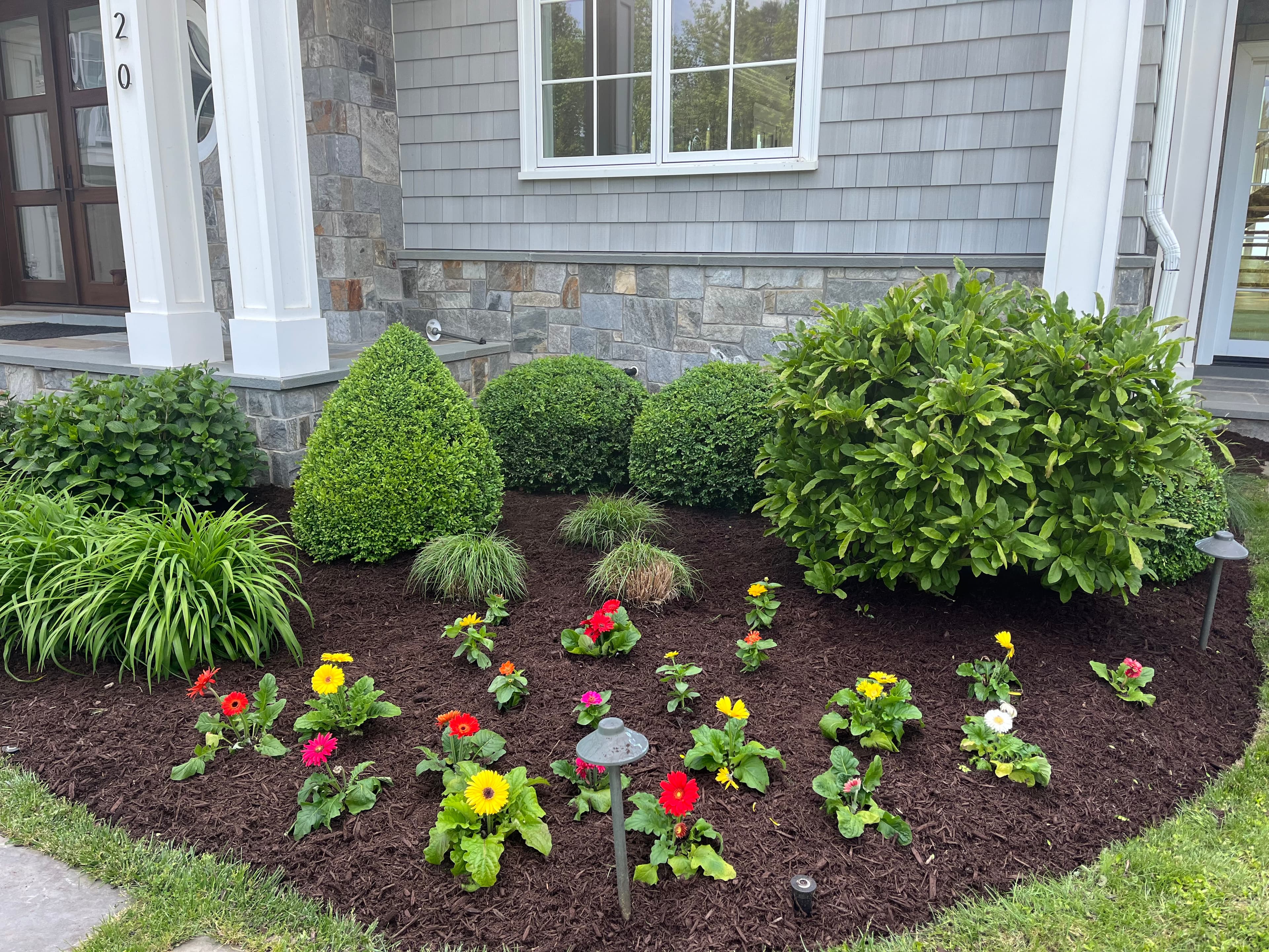 Professionally landscaped property by Redwood Landscapes